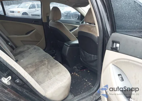 2015 Kia Optima Lx z USA, uszkodzony, nr VIN 5XXGM4A74FG485112